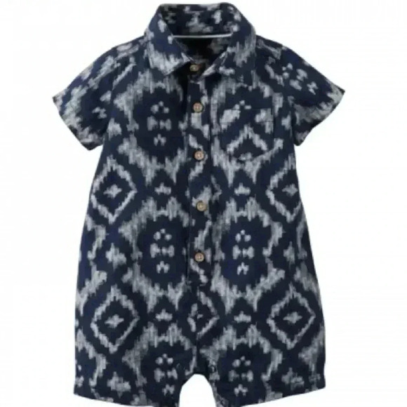 Carter’s baby boy Newborn romper - Picture 1 of 6